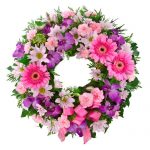 Colourful cluster wreath suitable for Service